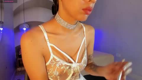 Nayuta online show from 01.30.25