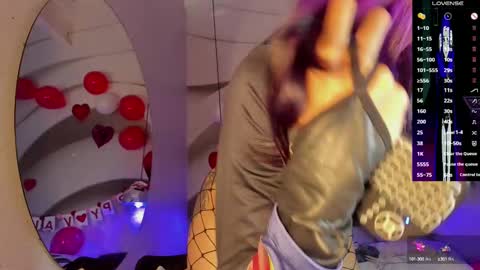 Nayuta online show from 02.06.25