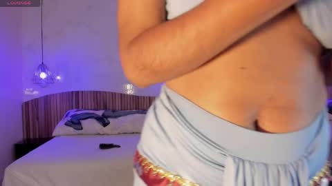 Nayuta online show from 04.12.26