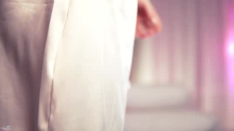 Nina  online show from 12.01.24