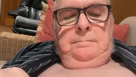 ian53a - mature UK man for same online show from 01.05.26