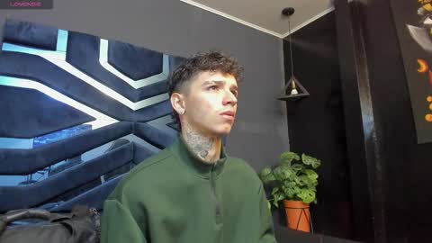 IAN CASTILLO online show from 01.13.26