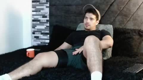 Ian Davis online show from 05.08.26