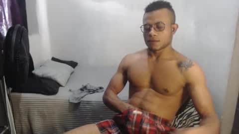 Snapshot of ian_tuner chatting on 01.07.26 ian_tuner online show from 01.07.26