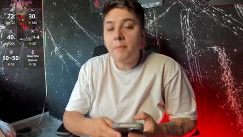 Snapshot of iangilbert chatting on 10.25.25 ian online show from 10.25.25