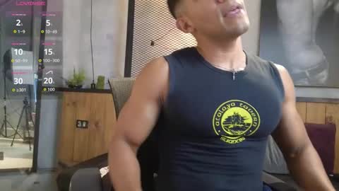 Snapshot of ianknox_ chatting on 01.08.26 Ian knox online show from 01.08.26