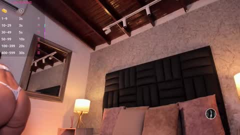 Snapshot of iara_martinez chatting on 09.13.25 I A R A online show from 09.13.25