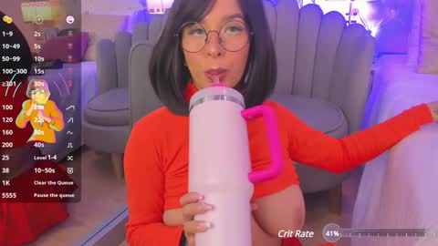  iara smith  online show from 01.19.25