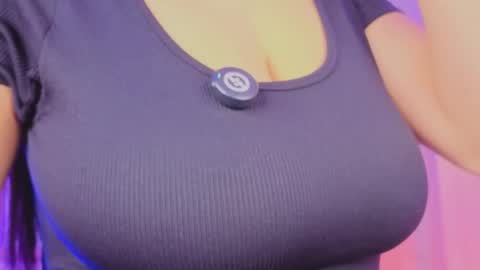  iara smith  online show from 02.12.26