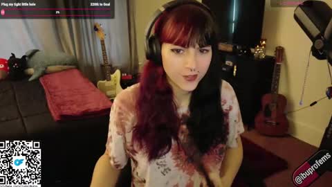 Snapshot of ibuprofems chatting on 09.22.25 ibuprofems online show from 09.22.25