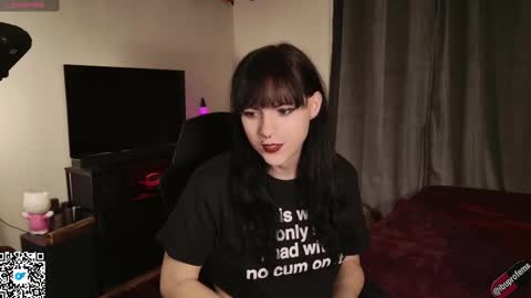 Snapshot of ibuprofems chatting on 11.11.25 ibuprofems online show from 11.11.25