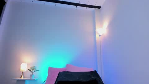 Snapshot of ice_grace chatting on 11.13.25 ice online show from 11.13.25