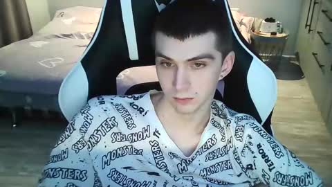 MAX online show from 01.26.25