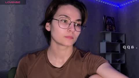 Snapshot of iceeheart chatting on 05.26.26 Ksenia online show from 05.26.26