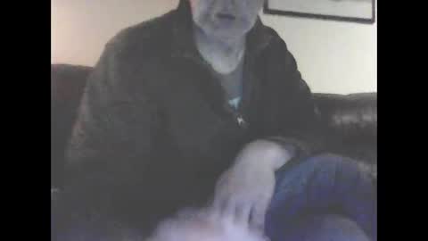 Snapshot of icemandude chatting on 04.25.26 icemandude online show from 04.25.26