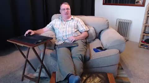 Snapshot of icihristopher chatting on 03.01.25 Christopher online show from 03.01.25