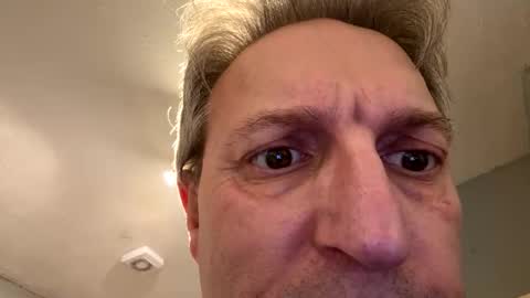 Snapshot of icums4u chatting on 11.05.25 icums4u online show from 11.05.25