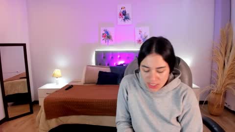 Icy online show from 01.10.26