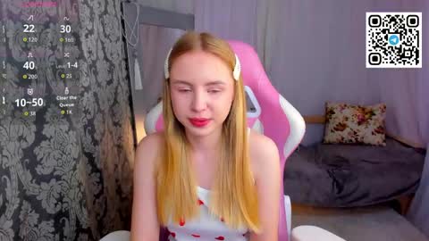 Snapshot of ida_lewiss chatting on 05.07.26 Ida online show from 05.07.26