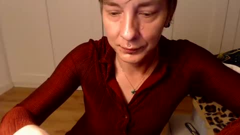 Snapshot of ifk_donkeysfr chatting on 07.26.26 Ifk Donkeys online show from 07.26.26
