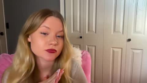 Snapshot of iheartcassie2844 chatting on 02.18.26 cassie online show from 02.18.26