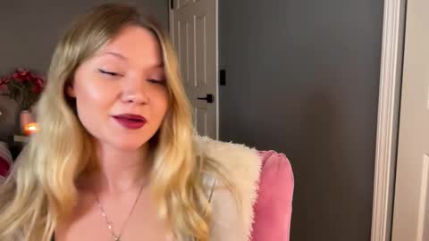 Snapshot of iheartcassie2844 chatting on 02.25.26 cassie online show from 02.25.26