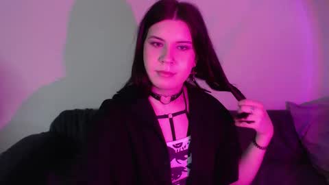 Vella online show from 09.21.25