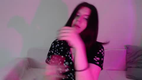 Vella online show from 10.06.25