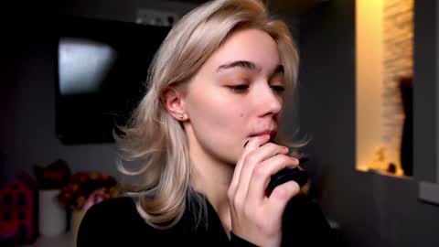 Snapshot of ileanacampbel chatting on 01.17.25 ileanacampbel online show from 01.17.25