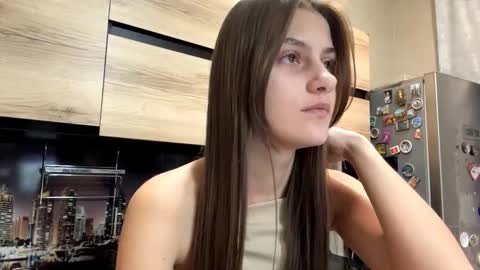 Snapshot of ilianaportwood chatting on 02.26.26 Sophie online show from 02.26.26