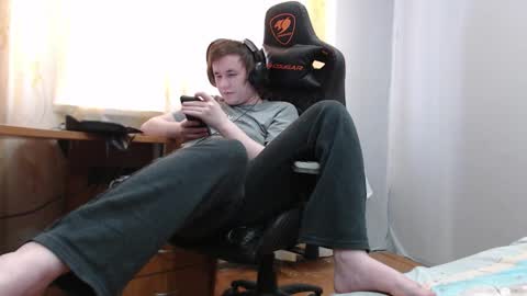 Snapshot of iliaskrisloveee chatting on 03.19.26 lord online show from 03.19.26