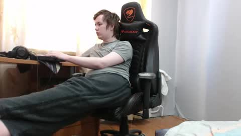 Snapshot of iliaskrisloveee chatting on 03.24.26 lord online show from 03.24.26