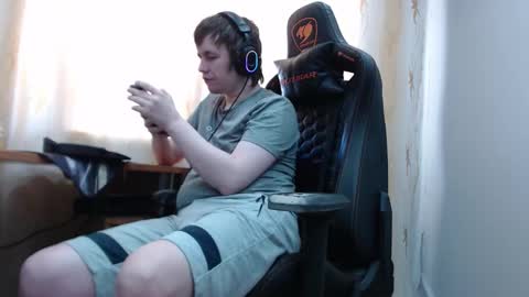 Snapshot of iliaskrisloveee chatting on 03.28.26 lord online show from 03.28.26