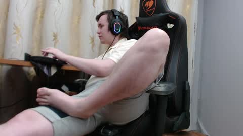 Snapshot of iliaskrisloveee chatting on 03.29.26 lord online show from 03.29.26