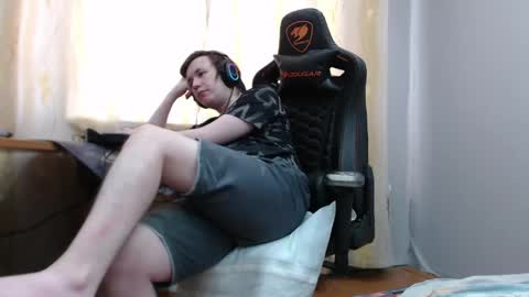 Snapshot of iliaskrisloveee chatting on 04.15.26 lord online show from 04.15.26