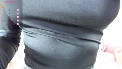 Snapshot of illegal_lorry chatting on 02.22.25 illegal_lorry online show from 02.22.25