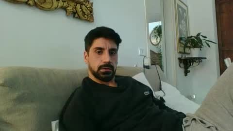 ilmangj90 online show from 01.27.25