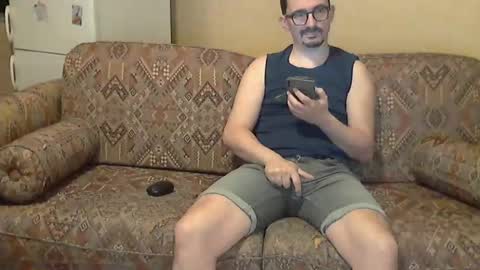 Snapshot of ilovecuteguy79 chatting on 04.20.26 ilovecuteguy79 online show from 04.20.26