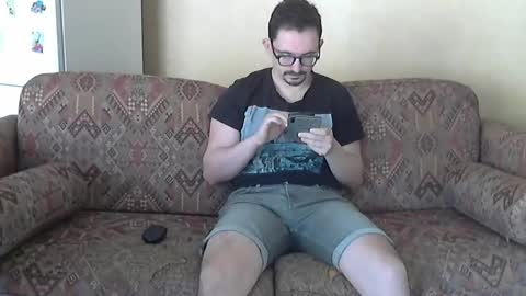 Snapshot of ilovecuteguy79 chatting on 04.22.26 ilovecuteguy79 online show from 04.22.26