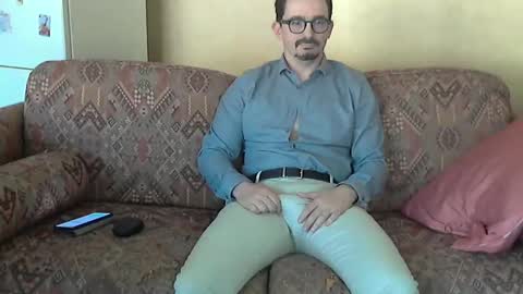 Snapshot of ilovecuteguy79 chatting on 05.22.26 ilovecuteguy79 online show from 05.22.26
