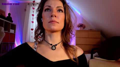 Snapshot of ilucyme chatting on 02.15.25 ilucyme online show from 02.15.25