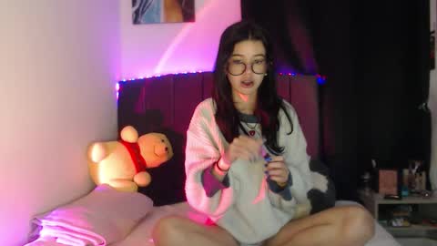 Ily Bea online show from 04.21.26