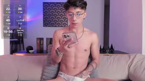 Snapshot of im__thomas chatting on 12.20.25 IM THOMAS online show from 12.20.25