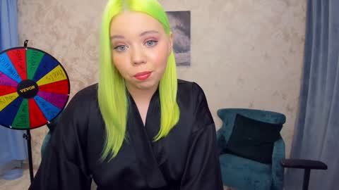 Roxy online show from 01.13.25