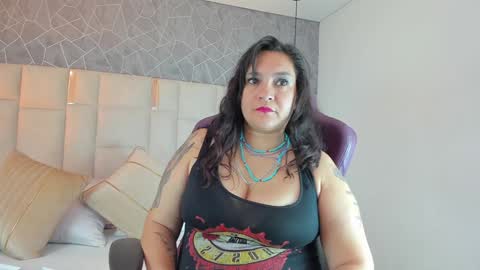 Alaya online show from 02.05.25