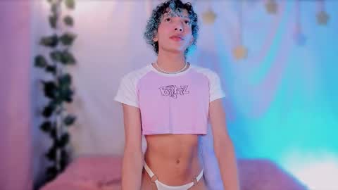 Alejo independent model   online show from 10.03.25