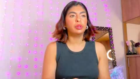 im_anna_ online show from 12.21.25