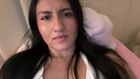 Snapshot of im_dayana chatting on 12.13.25 instagram online show from 12.13.25