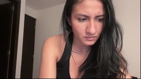 Snapshot of im_dayana chatting on 12.16.25 instagram online show from 12.16.25