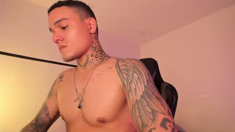 im_dominike online show from 12.02.24